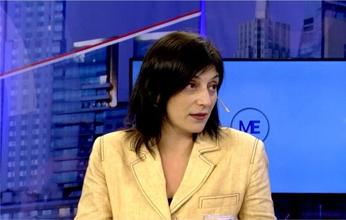 '동해' 표기 변경을 도운 가브리엘라 그라나타 기자  [주아르헨티나 한국문화원 제공]